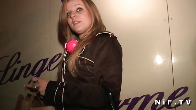 Cane bacio video porno di ghei con gravità masturbazione