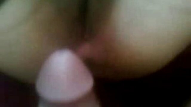 Montare la video hard gay free sua amica, e la sua amica, con una pelle