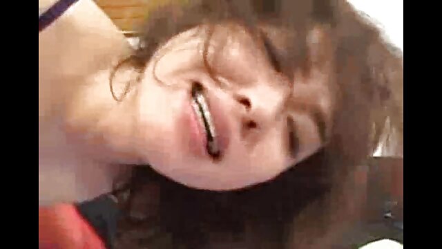 Ragazzo giocare con due video porno italiani gay gratis nonne,